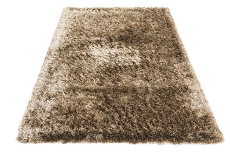 Detail image of 3' 4 x 5' 6 Solid Shag Rug