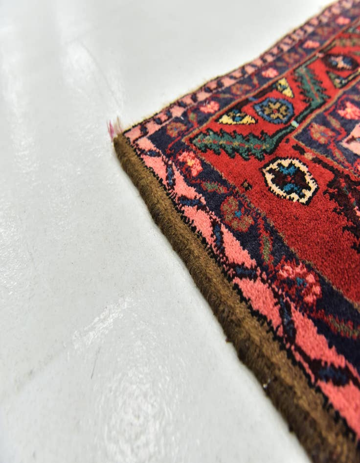 Detail image of 5' x 9' 6 Hand Knotted Songhor Persian Wool Rug