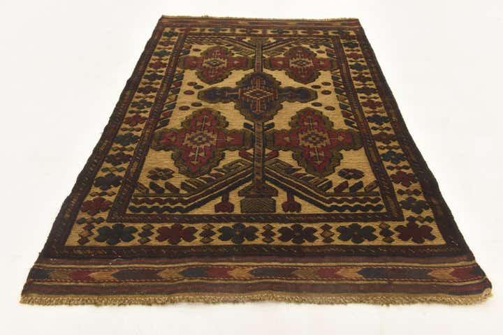 2' 8 x 4' 5 Hand Knotted Sumak Wool Rug