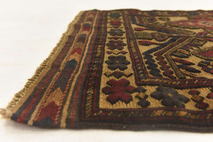 2' 8 x 4' 5 Hand Knotted Sumak Wool Rug