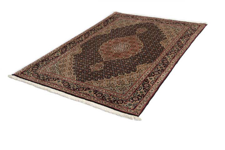 3' 4 x 4' 11 Tabriz Mahi Rug
