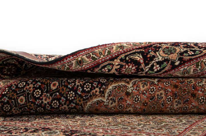 3' 4 x 4' 11 Tabriz Mahi Rug