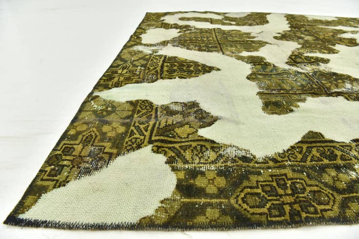 Detail image of 6' x 8' 9 Hand Knotted Ultra Vintage Persian Wool Rug