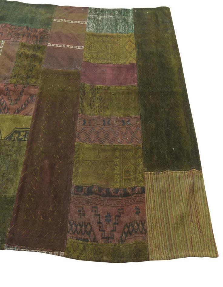 Detail image of 5' 10 x 8' 1  Hand Knotted Ultra Vintage Persian Wool Rug