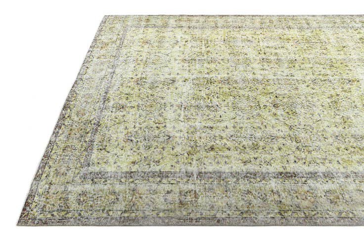 Detail image of 6' 11 x 9' 10 Ultra Vintage Wool Rug