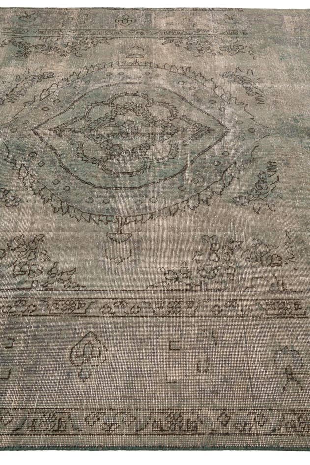 Detail image of 6' 5 x 9' 5 Hand Knotted Ultra Vintage Persian Wool Rug