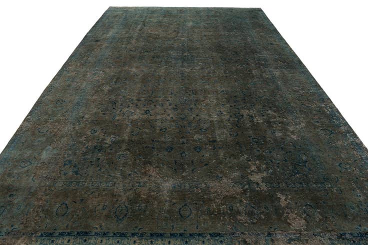Detail image of 9' x 13' 6 Hand Knotted Ultra Vintage Persian Wool Rug