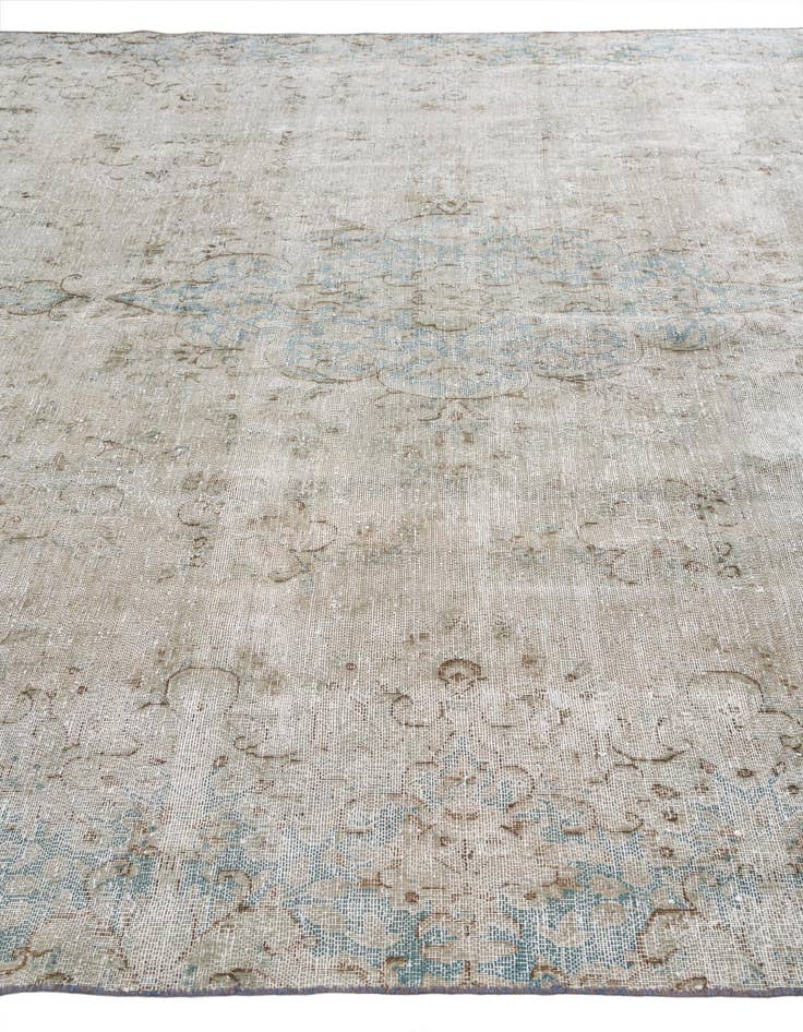 Detail image of 8' 9 x 12'  Hand Knotted Ultra Vintage Persian Wool Rug