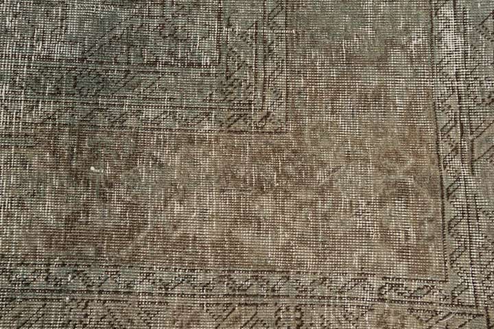 7' 10 x 10' 10 Hand Knotted Ultra Vintage Persian Wool Rug