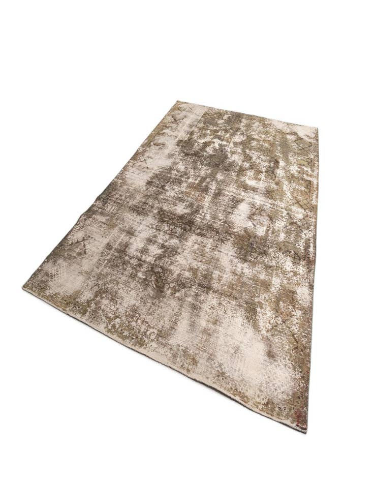 Detail image of 9' 2 x 13' 3 Vintage Royal Rug