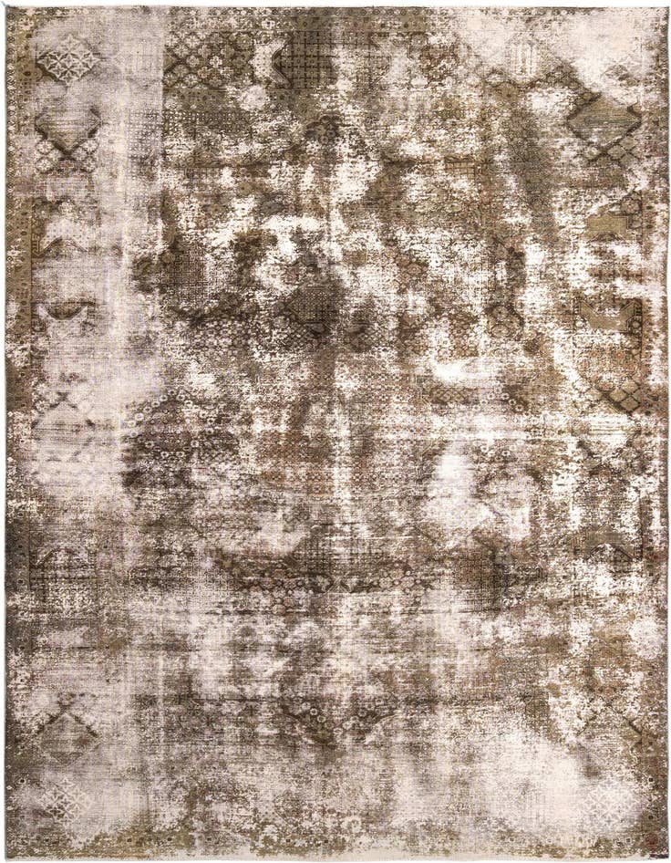 Detail image of 9' 2 x 13' 3 Vintage Royal Rug