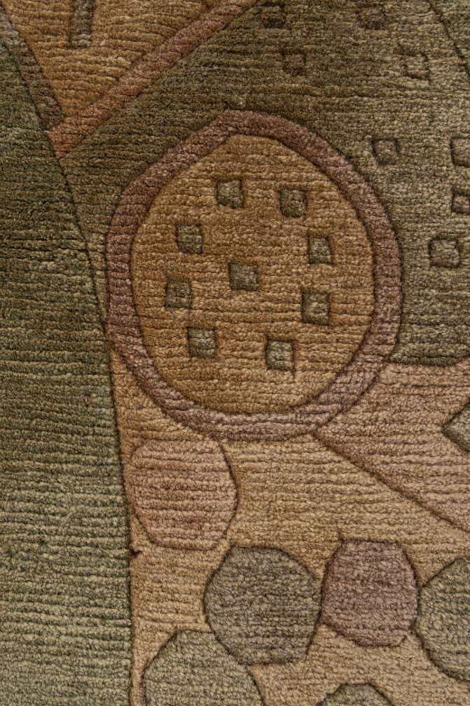7' 2 x 7' 3 Hand Knotted Nepal Wool Round Rug