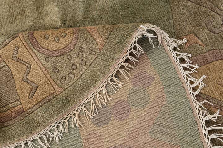 7' 2 x 7' 3 Hand Knotted Nepal Wool Round Rug