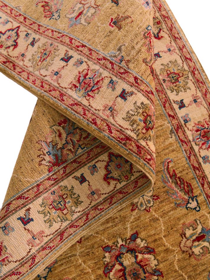 Detail image of 2' 7 x 10' 3 Hand Knotted Ariana Ziegler Runner Rug