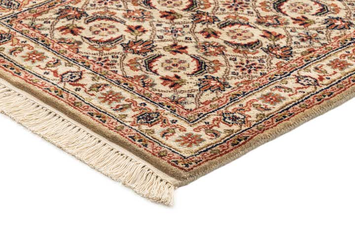 2' 6 x 9' 7 Hand Knotted Isfahan Wool Runner Rug