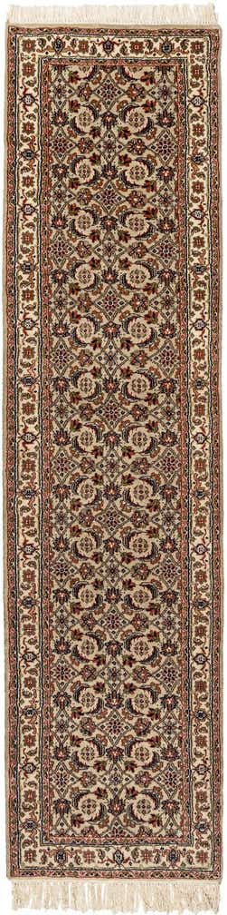 2' 6 x 9' 7 Hand Knotted Isfahan Wool Runner Rug