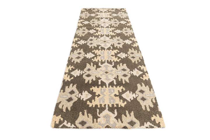 2' 7 x 8' Luna Runner Rug