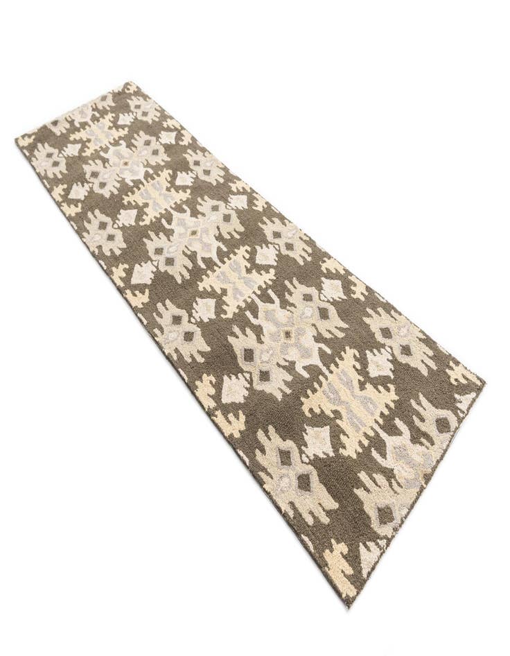 Detail image of 2' 7 x 8' Luna Runner Rug