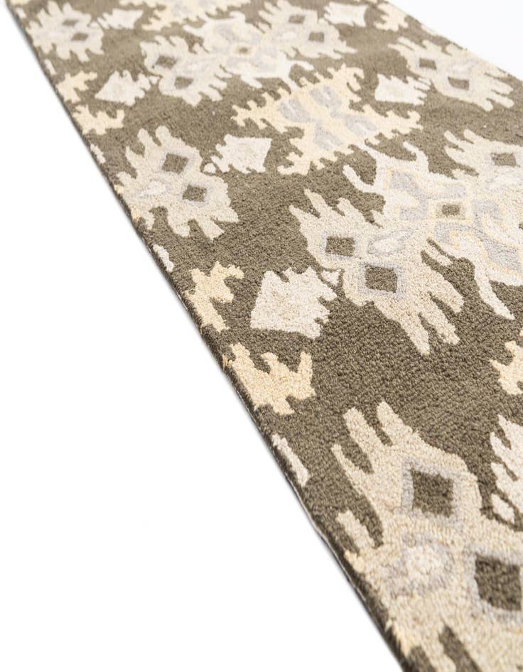 Detail image of 2' 7 x 8' Luna Runner Rug