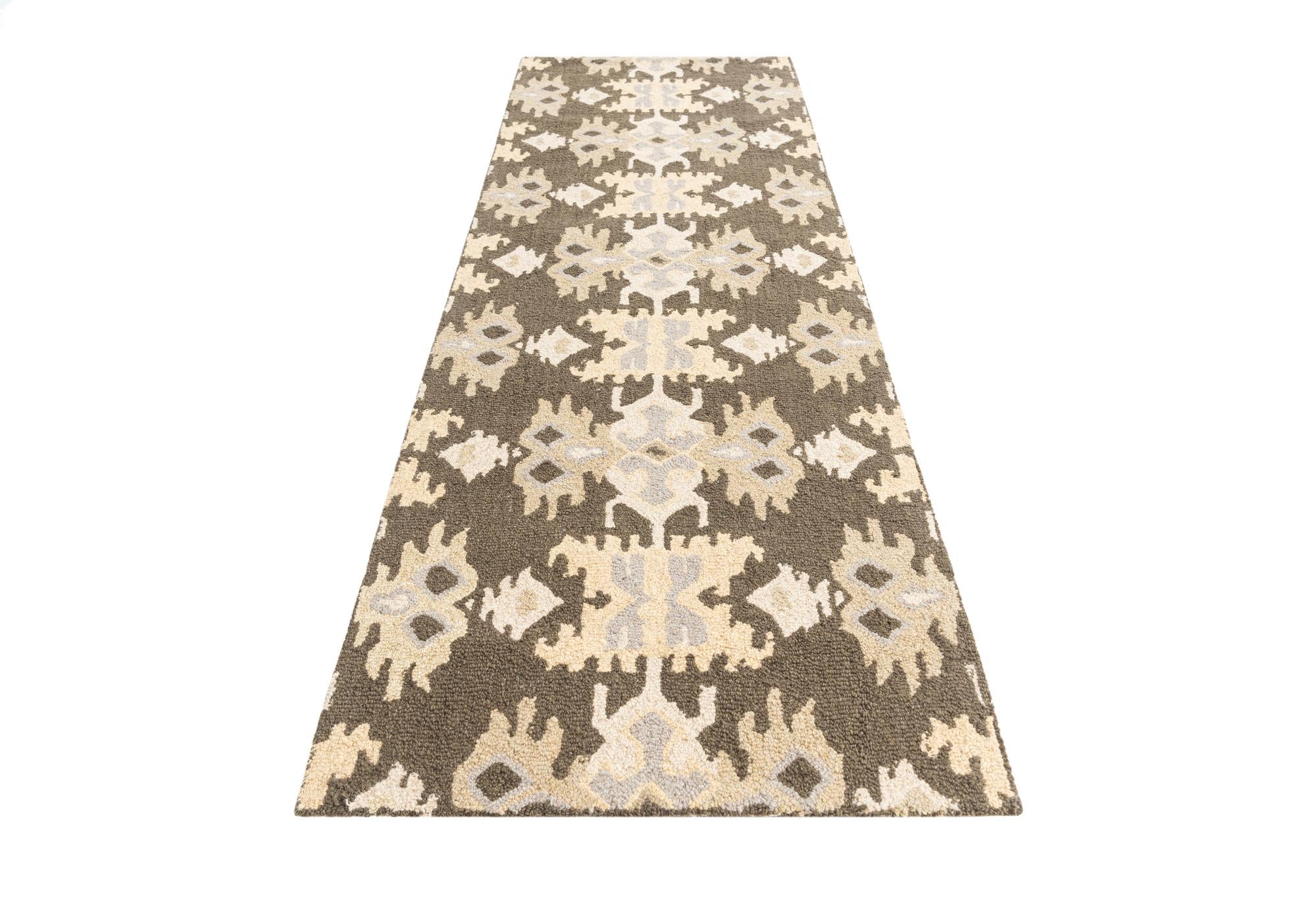 2' 7 x 8' Luna Runner Rug