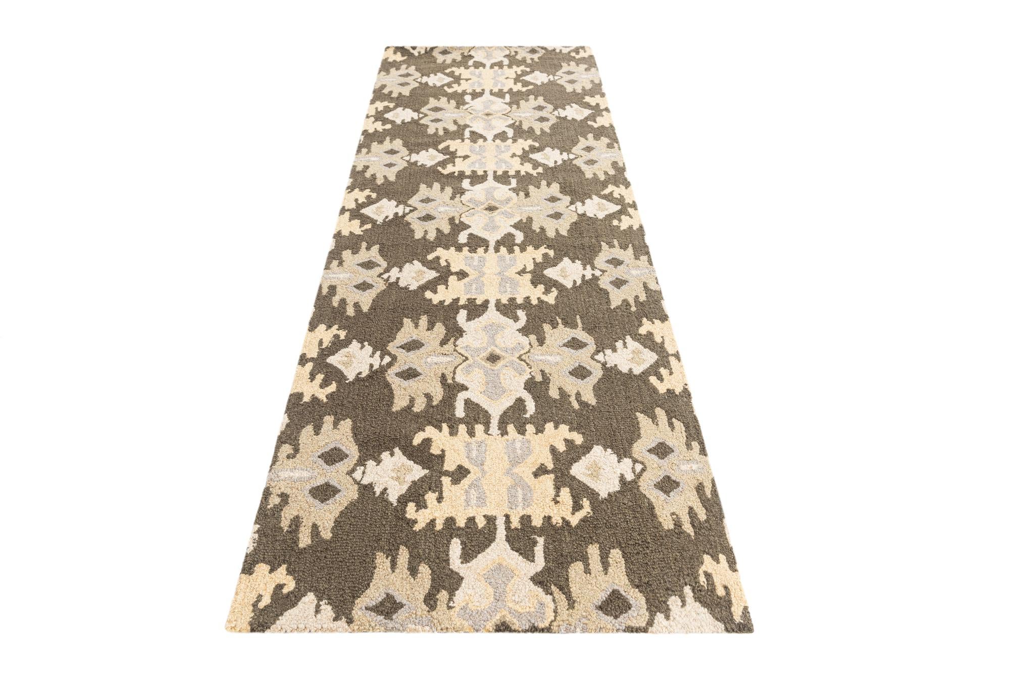 2' 7 x 8' Luna Runner Rug