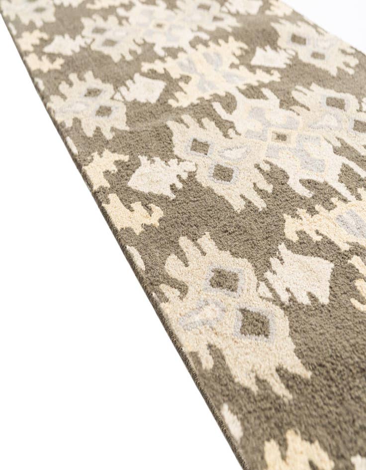 Detail image of 2' 7 x 8' Luna Runner Rug