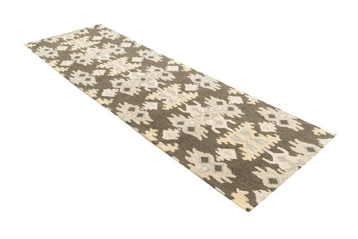 Detail image of 2' 7 x 8' Luna Runner Rug