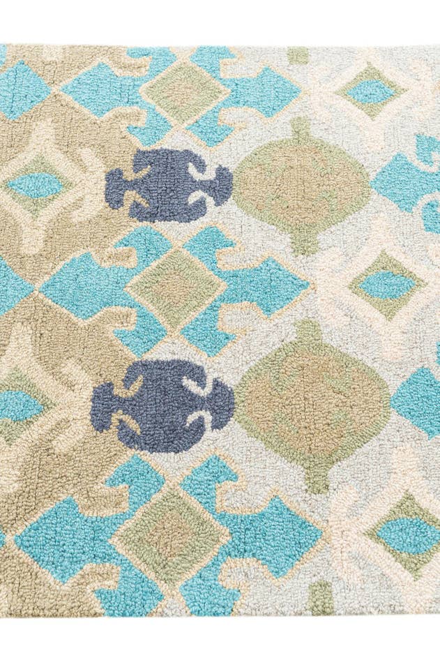 Detail image of 2' 7 x 8' 2 Luna Runner Rug