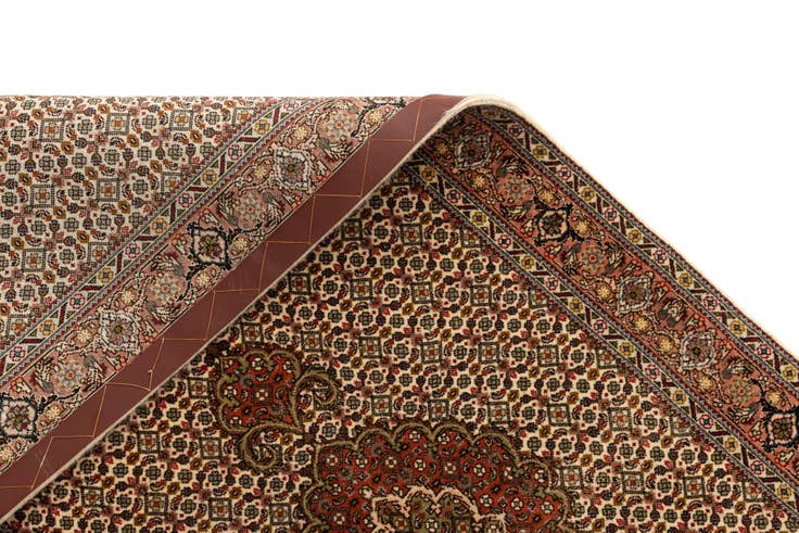 Detail image of 2' 8 x 10' Tabriz Mahi Wool Runner Rug