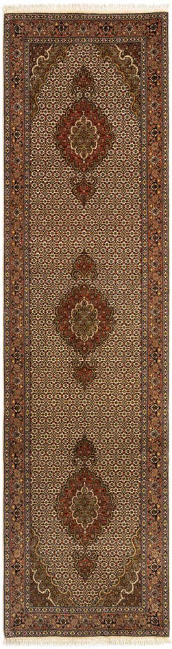 Detail image of 2' 8 x 10' Tabriz Mahi Wool Runner Rug