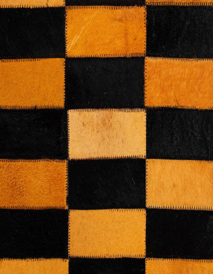 Detail image of 8' 2 x 10' Cowhide - Patchwork Rug