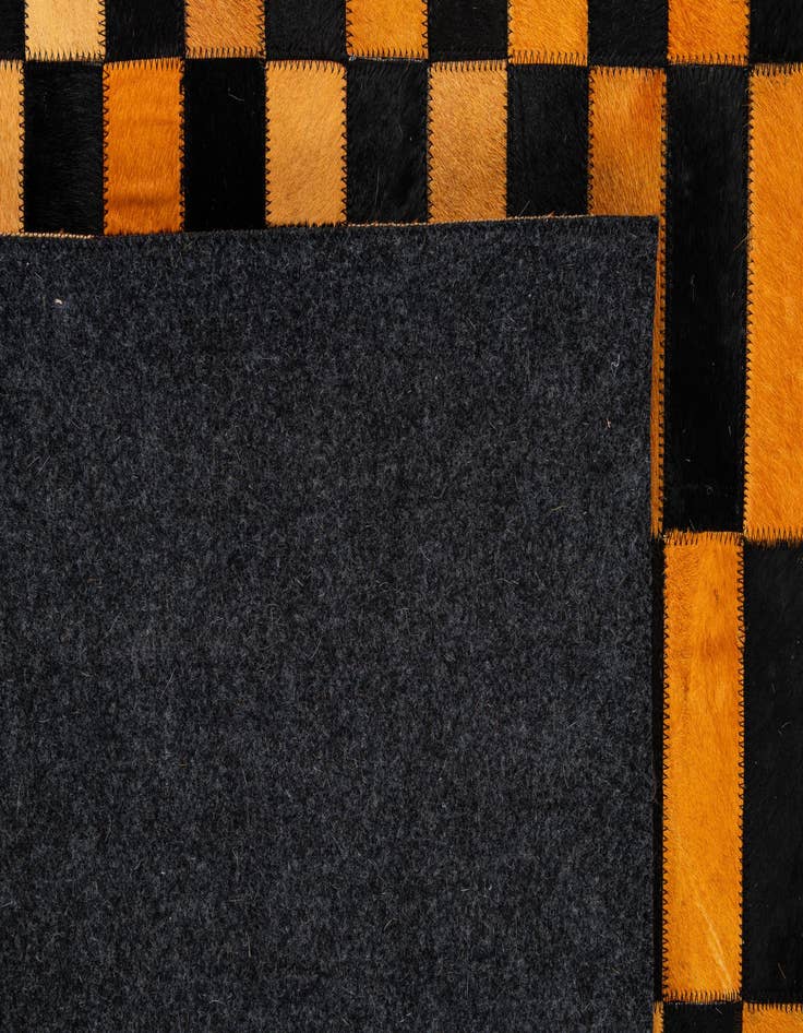 Detail image of 8' 2 x 10' Cowhide - Patchwork Rug