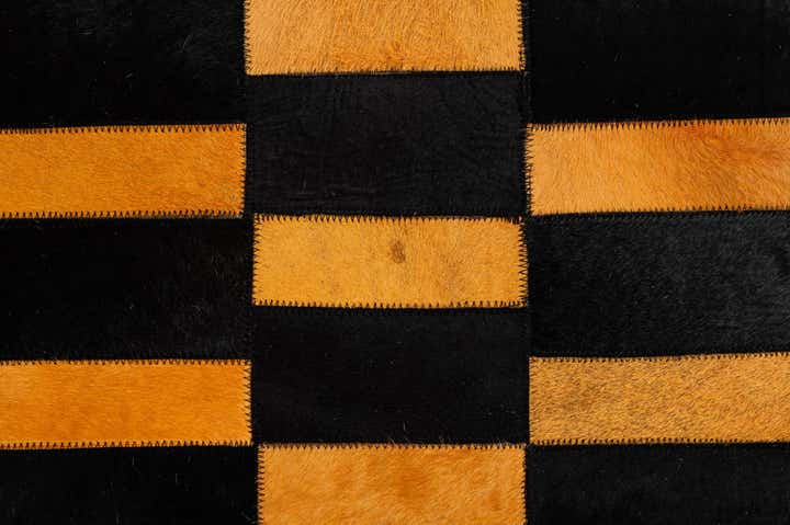 8' 1 x 10' Cowhide - Patchwork Rug