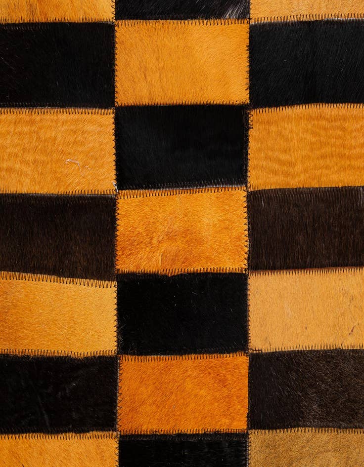 Detail image of 8' 1 x 9' 11 Cowhide - Patchwork Rug