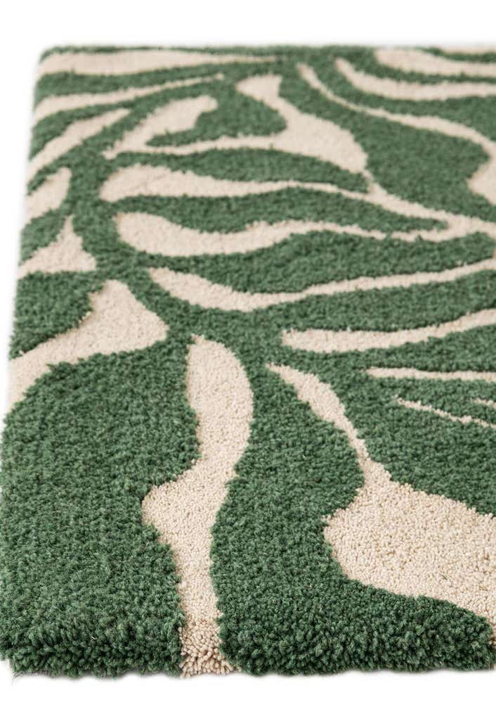4' 1 x 4' 1 Handtufted Wool Square Rug