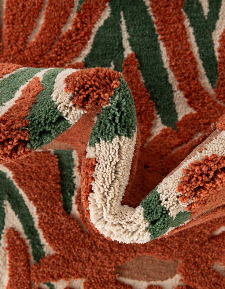 Detail image of 6' 1 x 6' 1 Handtufted Wool Square Rug