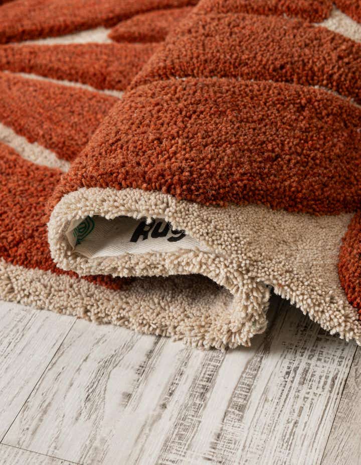 4' 1 x 4' 1 Handtufted Wool Square Rug