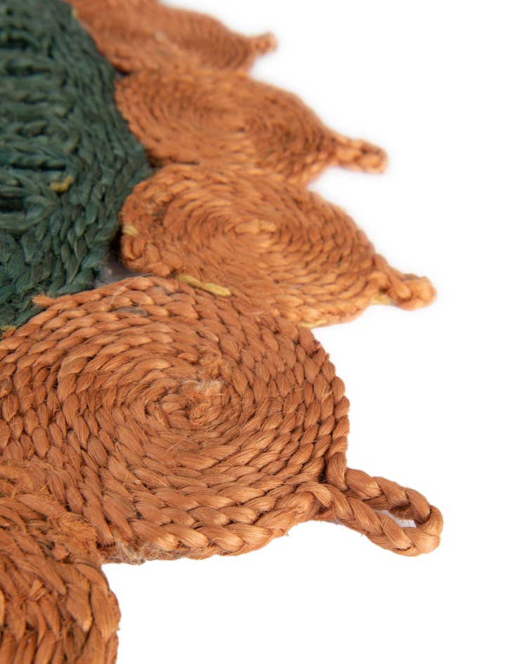 Detail image of 5' 1 x 8' Handmade Braided Jute Oval Rug