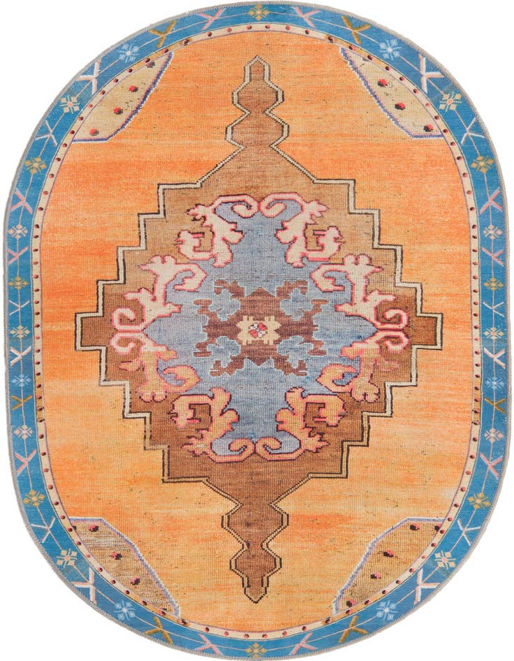 Detail image of 4' x 6' Washable Timeless Oval Rug
