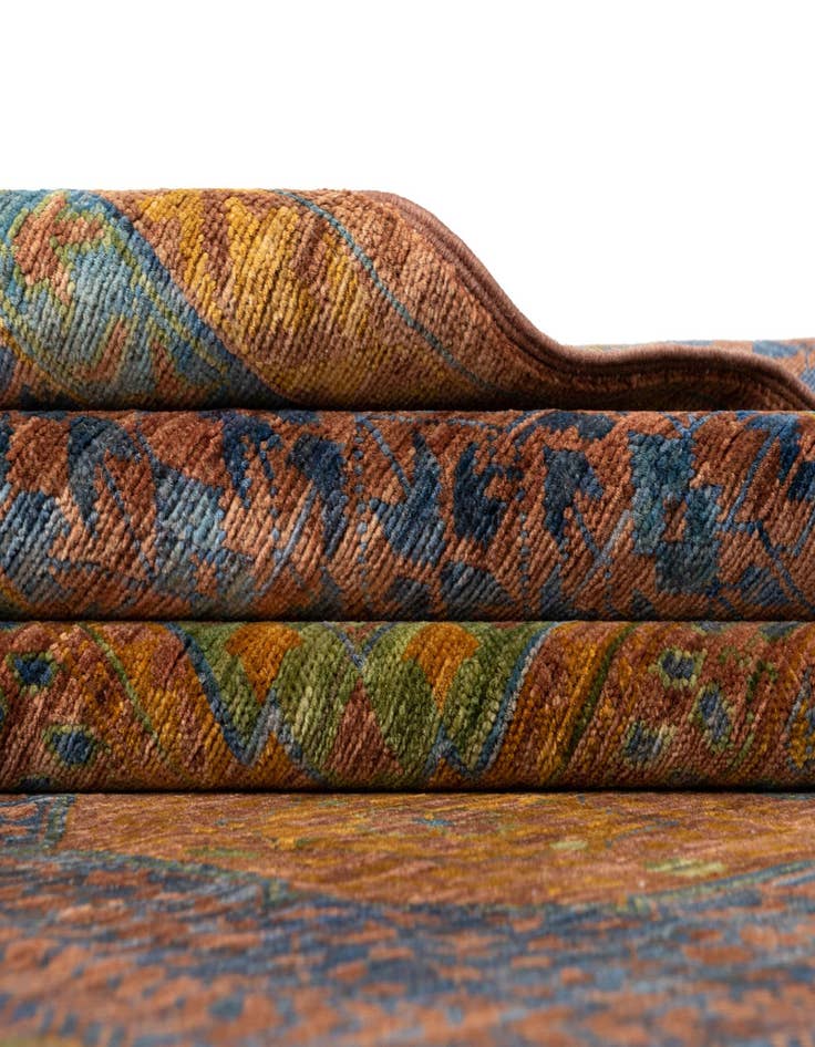 Detail image of 7' 10 x 10' 11 Amina Wool Rug