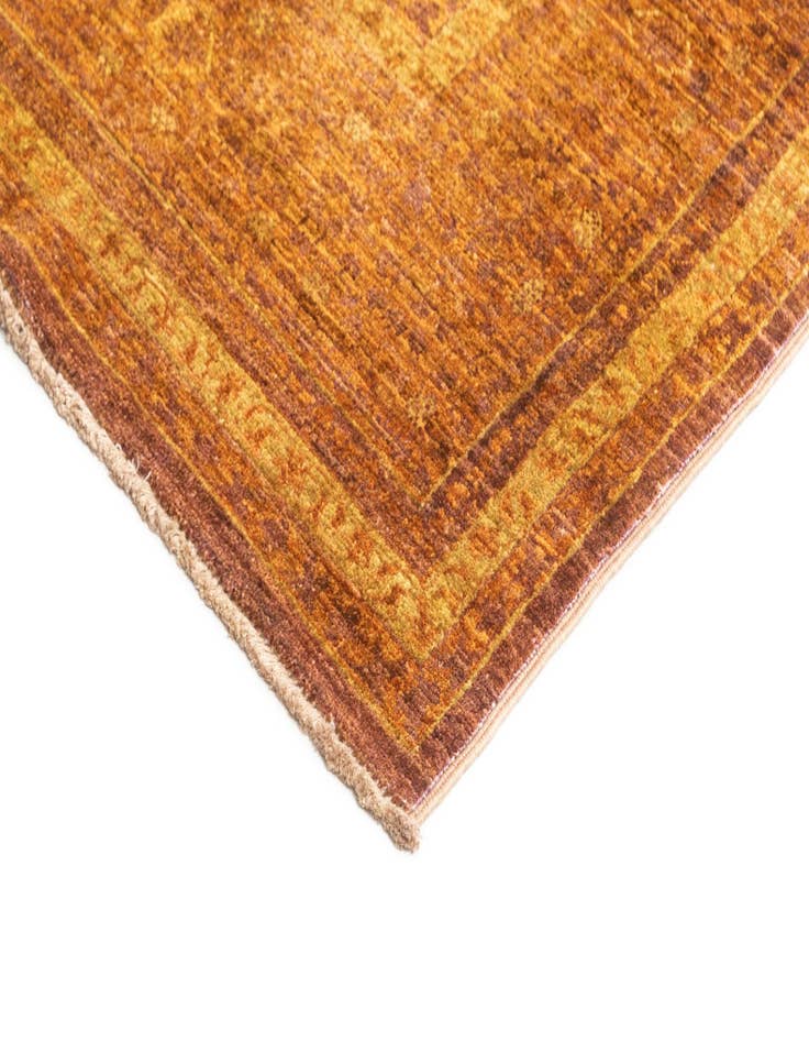 Detail image of 6' 9 x 9' 7 Hand Knotted Amina Rug