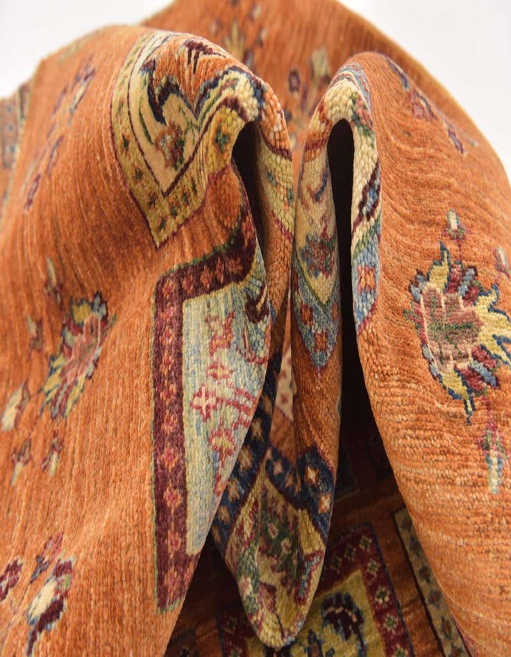 Detail image of 5' 8 x 8' 5 Ariana Rug