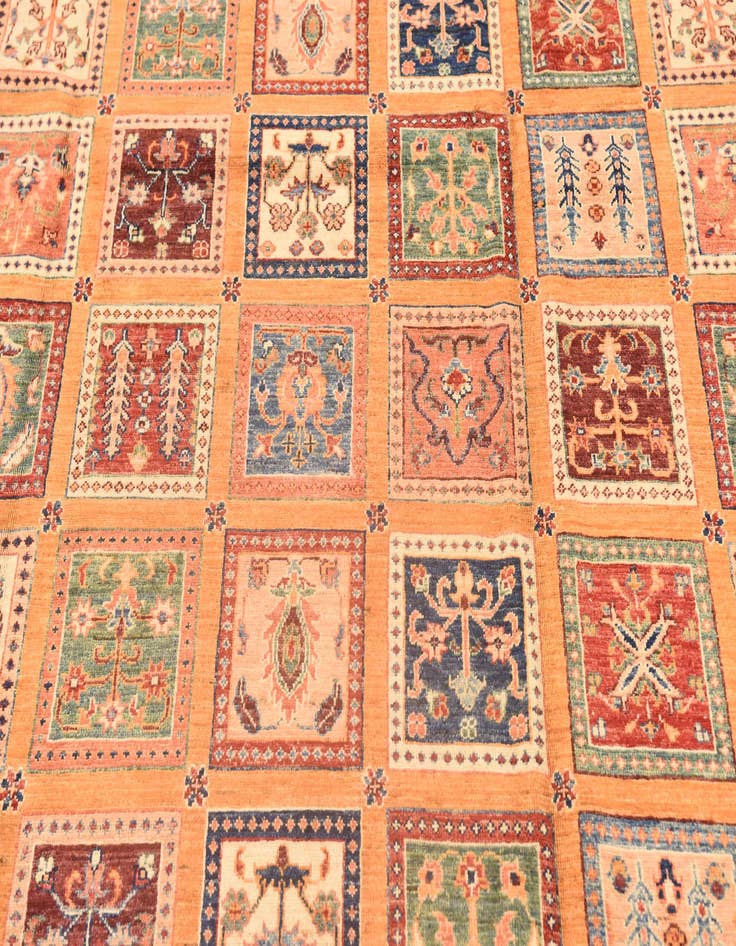 Detail image of 6' 6 x 9' 10  Hand Knotted Ariana Ziegler Rug