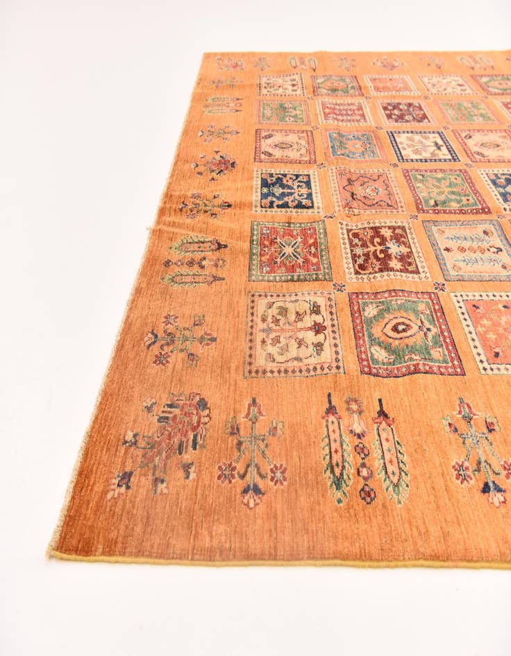 Detail image of 6' 6 x 9' 10  Hand Knotted Ariana Ziegler Rug