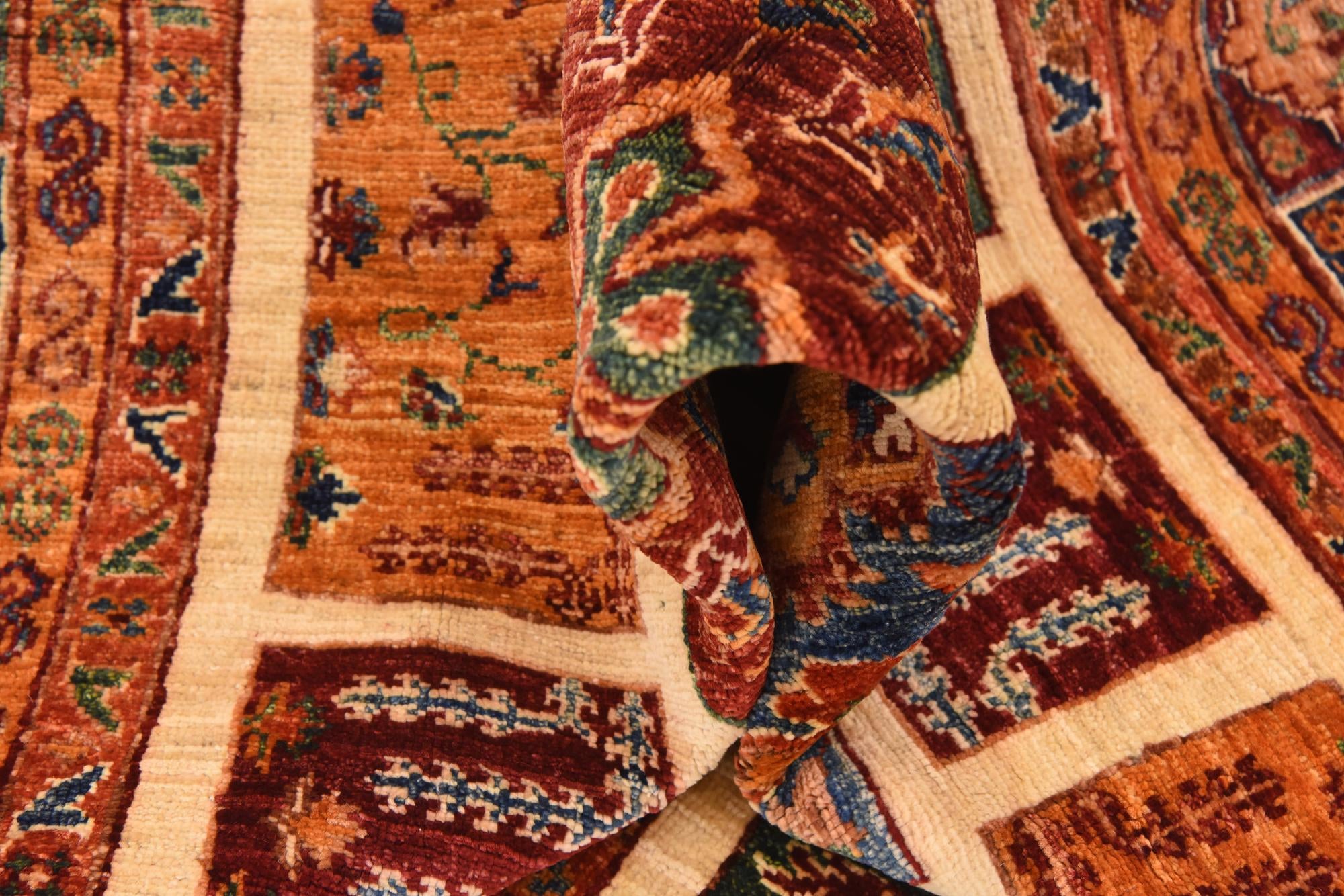 5' 8 x 8' Hand Knotted Ariana Ziegler Rug