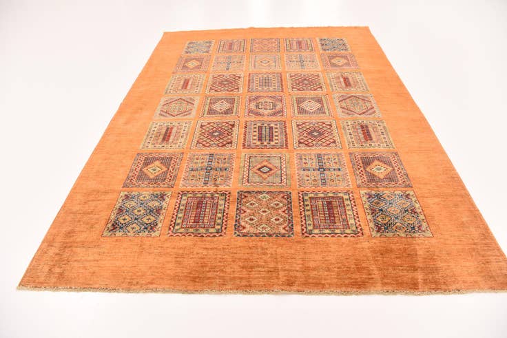 Detail image of 6' 9 x 9' 2 Hand Knotted Ariana Ziegler Rug