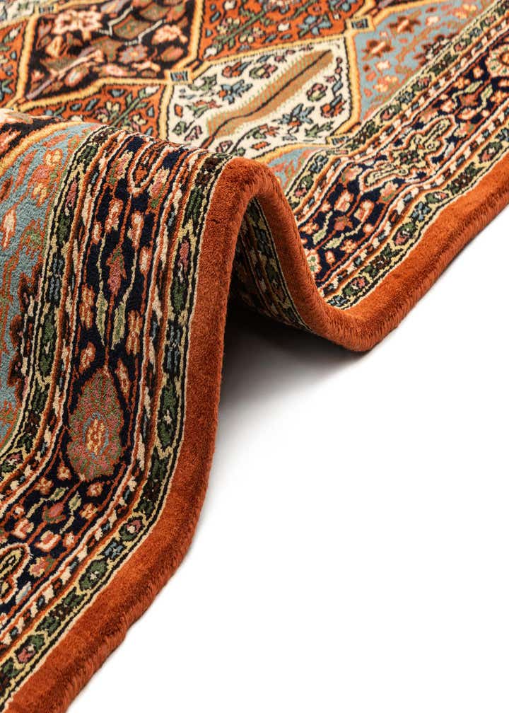 5' x 9' 4 Hand Knotted Bakhtiar Wool Rug