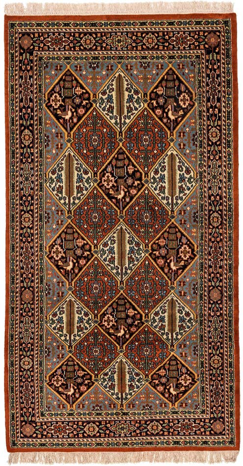 Detail image of 5' x 9' 4 Hand Knotted Bakhtiar Wool Rug