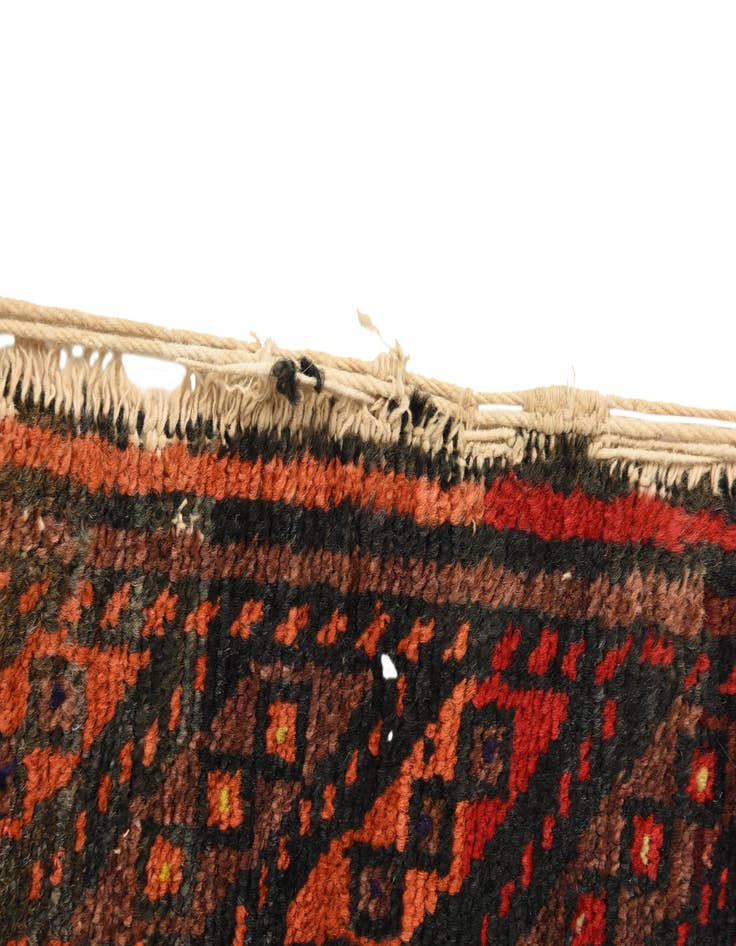 Detail image of 2' 8 x 3' 10  Hand Knotted Bakhtiar Persian Wool Rug