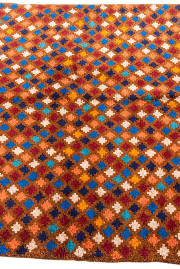 Detail image of 4' 1 x 6' Hand Knotted Balouch Wool Rug